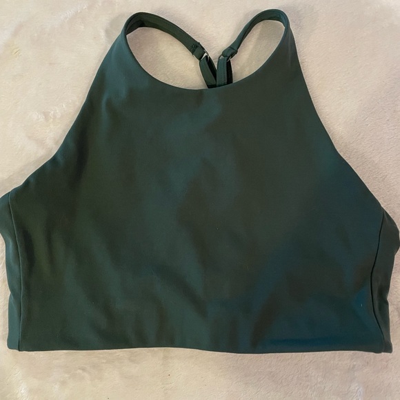 EUC Fundamental Performance Bra, size medium, green color - Picture 1 of 5